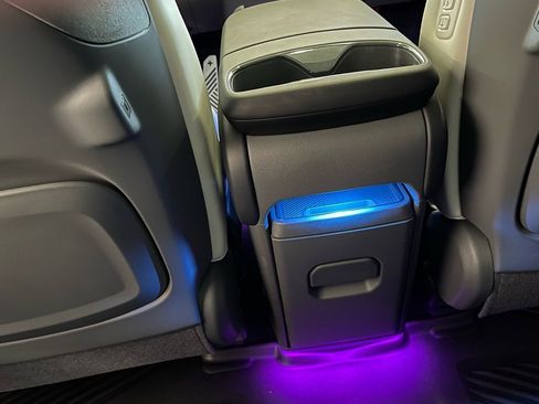 Used 2024 Kia EV9 GT-Line image 31