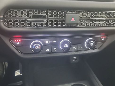 Certified 2023 Honda HR-V Sport image 29