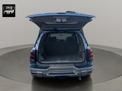 Used 2004 Chevrolet TrailBlazer LS w/ LS Preferred Equipment Group RWD image 13