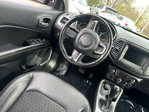 Used 2019 Jeep Compass Latitude w/ Popular Equipment Group AWD/4WD image 20