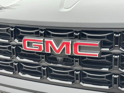 New 2026 GMC Canyon Elevation w/ Convenience Package image 7