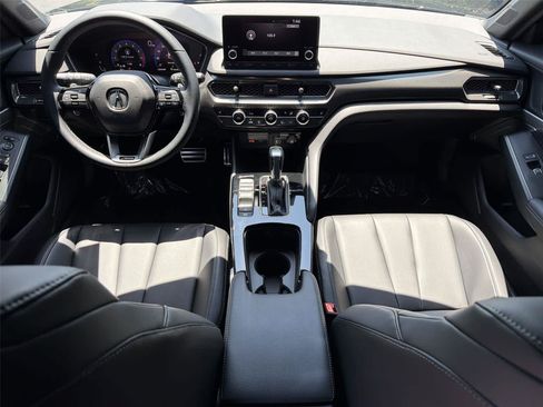 Used 2025 Acura Integra A-Spec FWD image 11
