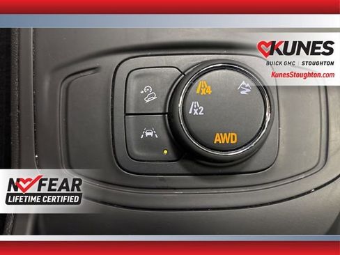 Used 2024 GMC Terrain SLE image 14