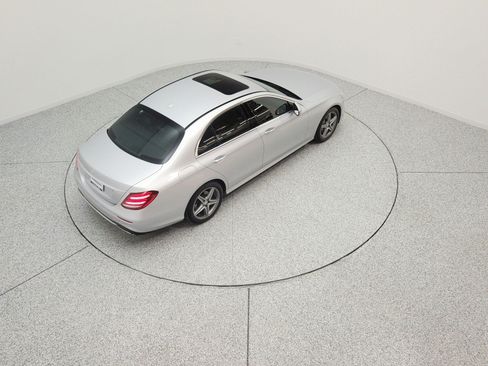 Used 2017 Mercedes-Benz E 300 image 13