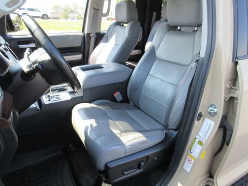 Used 2019 Toyota Tundra Limited AWD/4WD image 21