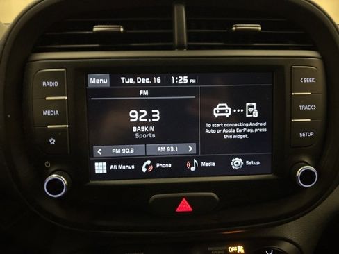 Certified 2023 Kia Soul LX image 17