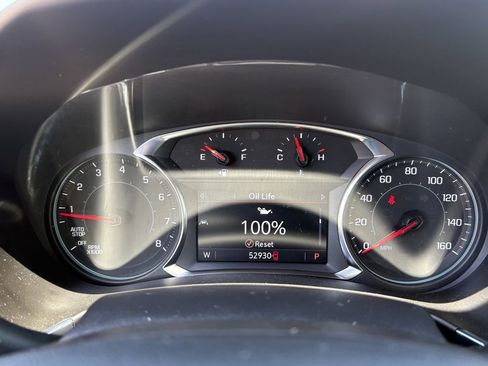 Used 2024 Chevrolet Equinox RS FWD image 18
