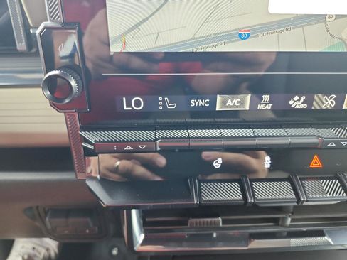 New 2026 GMC Hummer EV SUV image 18