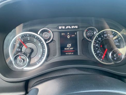 Used 2020 RAM 2500 Big Horn w/ Level 1 Equipment Group AWD/4WD image 14