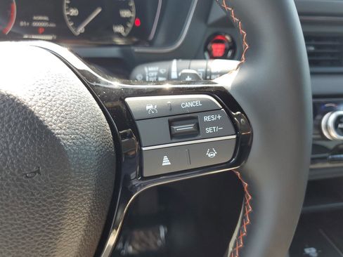 New 2025 Honda Pilot TrailSport image 24