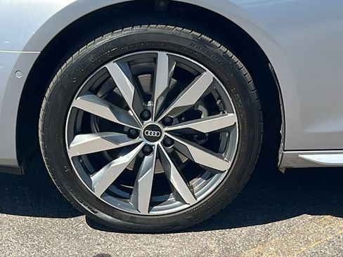 Used 2022 Audi A4 2.0T Prestige w/ Prestige Package AWD/4WD image 9