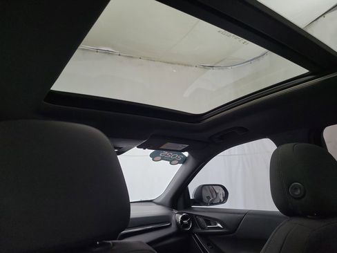 Certified 2025 Chevrolet Equinox LT w/ Midnight Edition image 11