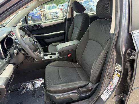 Used 2018 Subaru Outback 2.5i AWD/4WD image 7