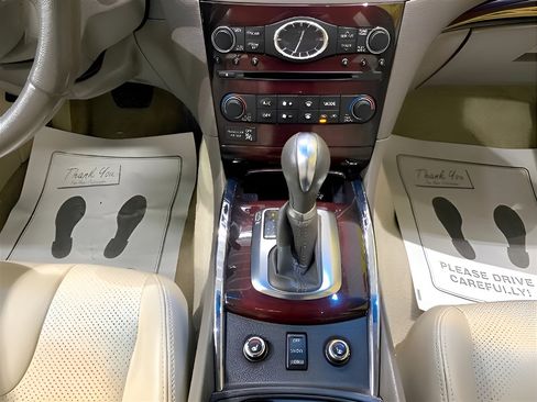 Used 2013 INFINITI G37 37x AWD w/ Premium Pkg image 18