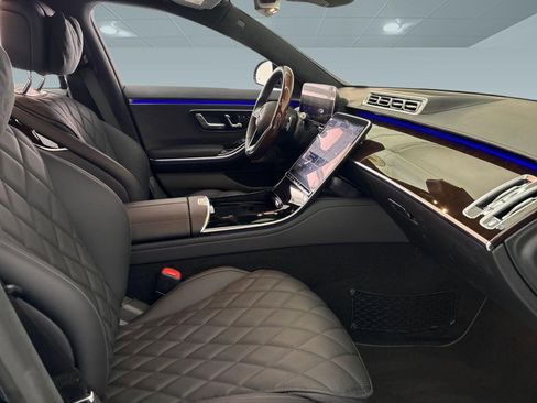 Used 2024 Mercedes-Benz S 580e 4MATIC Sedan image 16