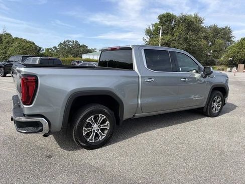 Used 2026 GMC Sierra 1500 SLT RWD image 2