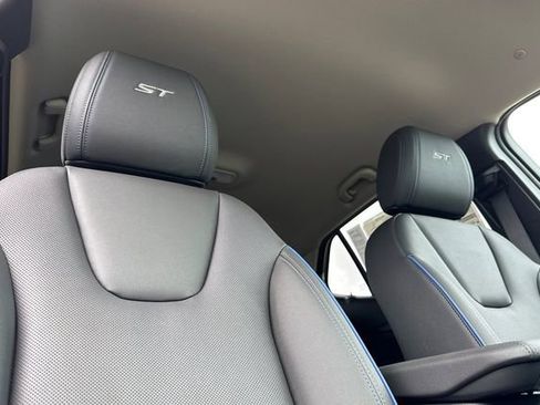 New 2026 Buick Encore GX Sport Touring w/ Advanced Technology Package AWD/4WD image 18