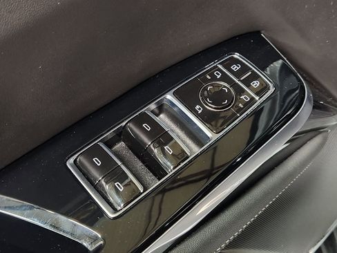 Used 2025 Cadillac Escalade Sport Platinum w/ LPO, Floor Liner Package AWD/4WD image 44