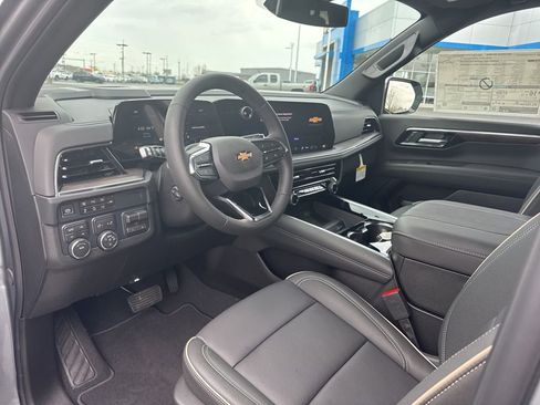 New 2026 Chevrolet Suburban Premier w/ Sun And Tow Package AWD/4WD image 29