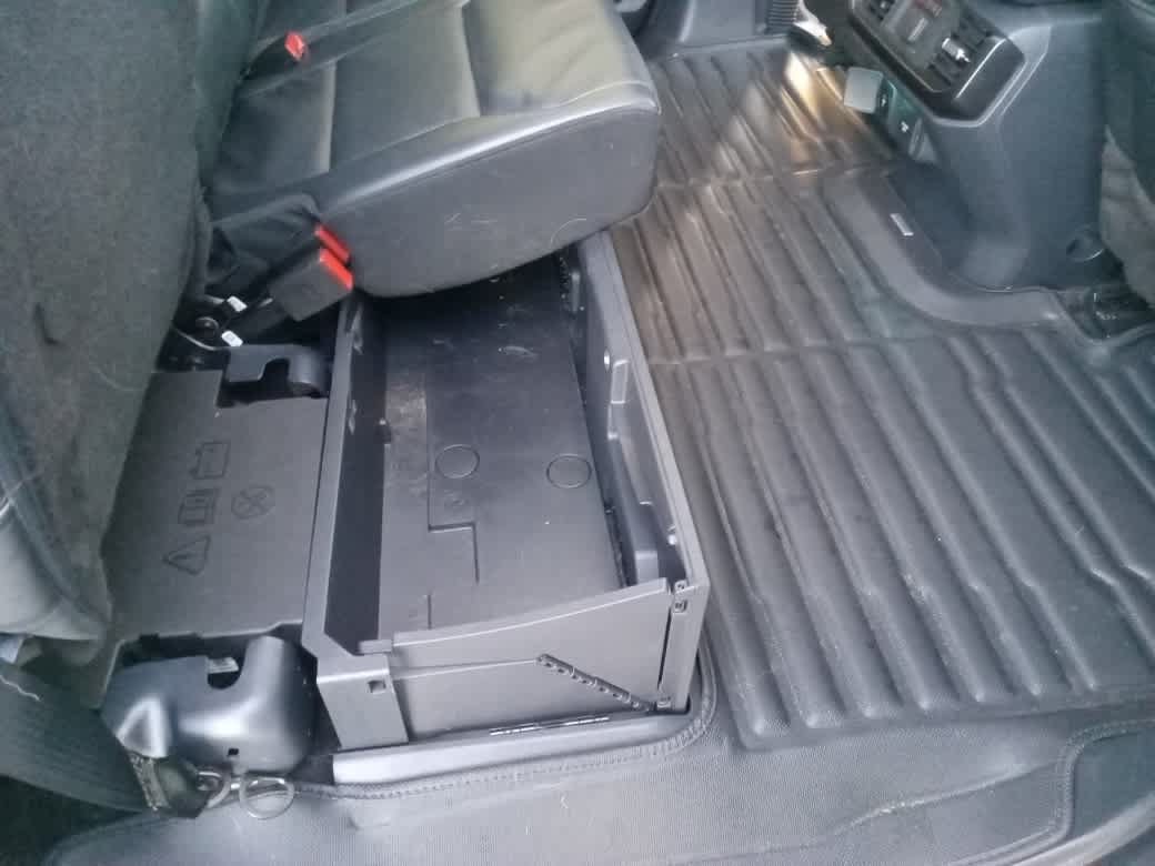 Used 2025 Ford F150 Raptor AWD/4WD image 38