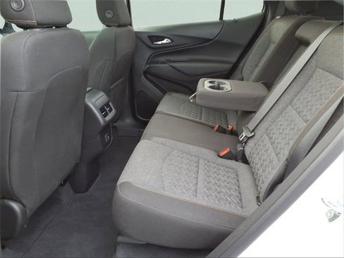 Used 2023 Chevrolet Equinox LT image 21