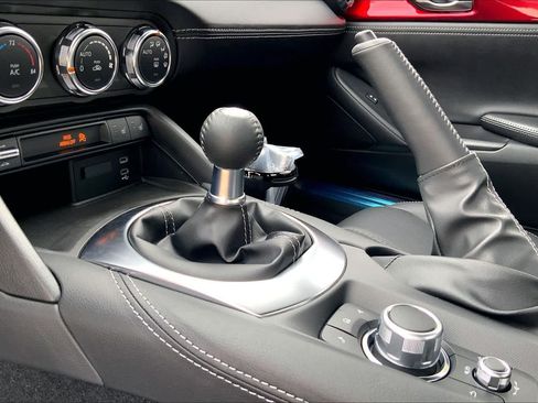 New 2026 MAZDA MX-5 Miata RF Grand Touring RWD image 7