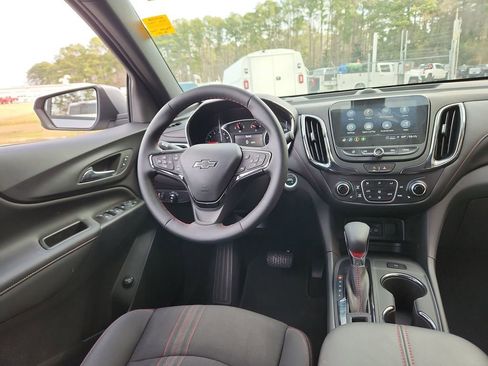 Certified 2024 Chevrolet Equinox RS image 13