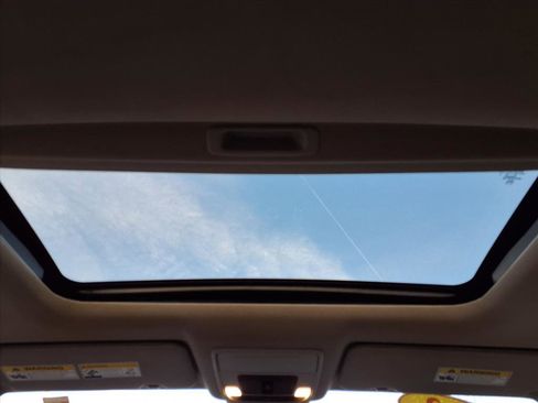 Used 2023 Honda CR-V EX-L image 5