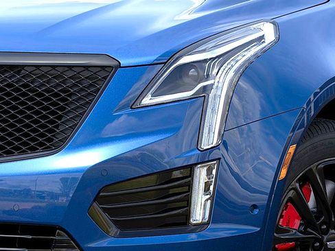 New 2026 Cadillac XT5 Sportv w/ LPO, Onyx Lite Package AWD/4WD image 10