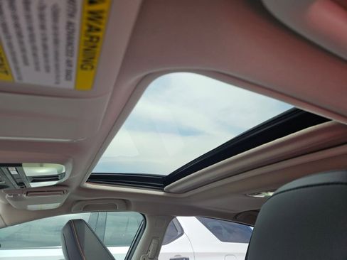 Used 2020 Subaru Crosstrek 2.0i Limited w/ Moonroof Package image 15