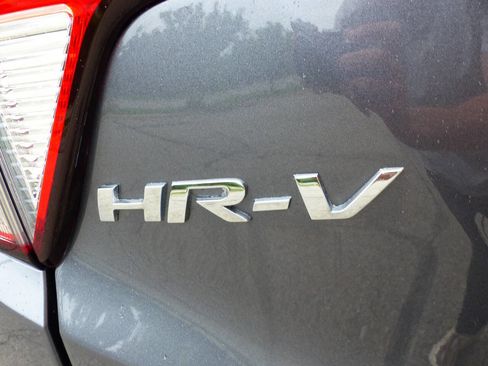 Used 2019 Honda HR-V Sport image 10