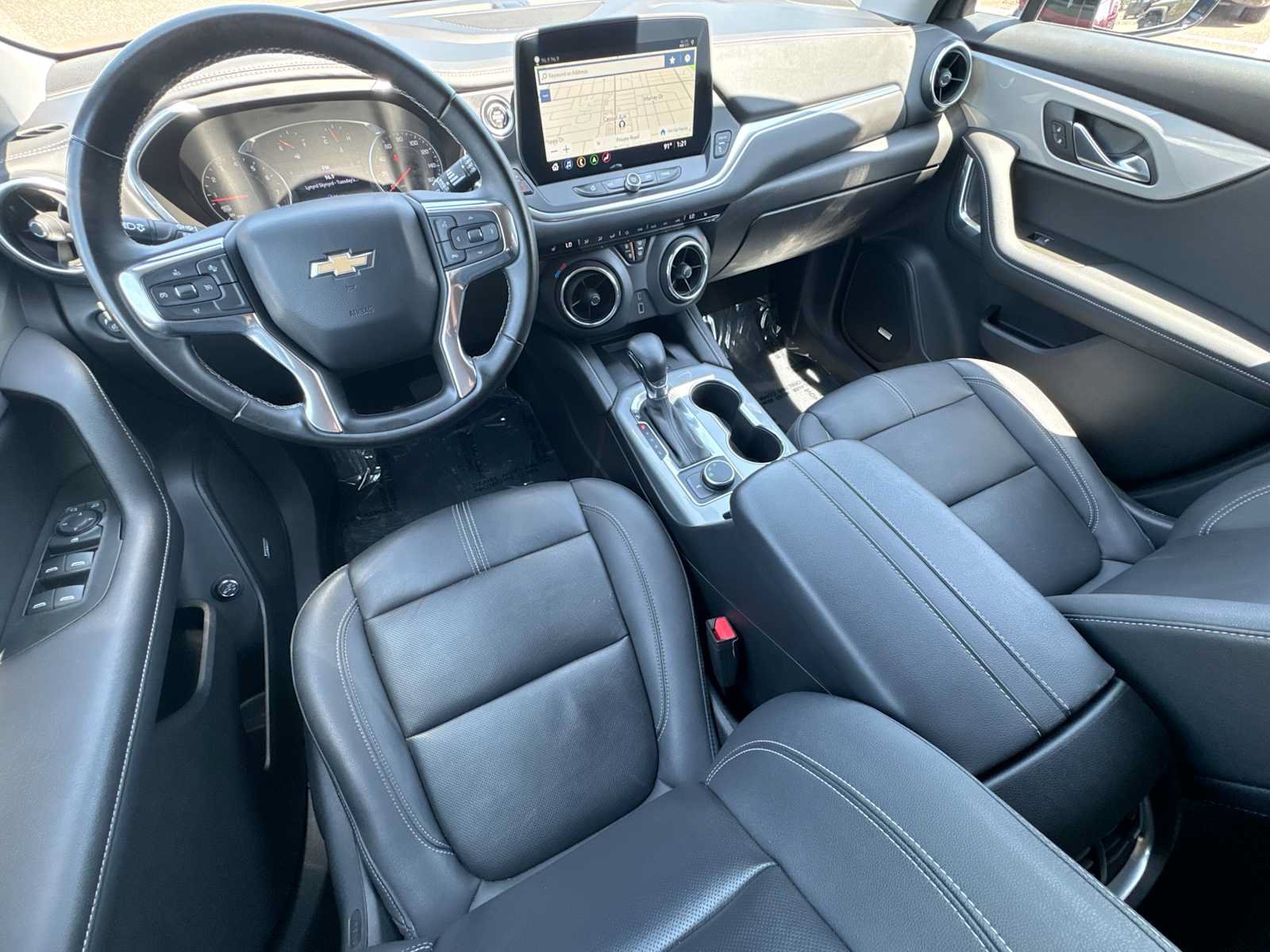 Used 2023 Chevrolet Blazer LT w/ Sound & Technology Package FWD image 22