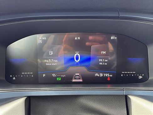 Certified 2024 Volkswagen Taos SE FWD image 20