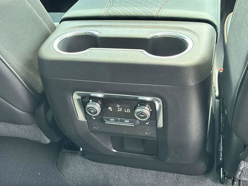 New 2026 GMC Yukon XL AT4 w/ AT4 Premium Package AWD/4WD image 27