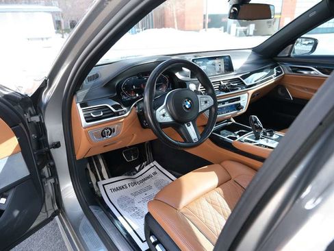 Used 2020 BMW 750i xDrive image 16