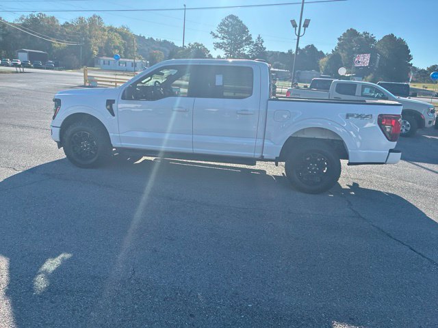 Used 2025 Ford F150 XLT w/ Equipment Group 301A Standard AWD/4WD image 17