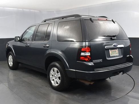 Used 2010 Ford Explorer XLT AWD/4WD image 7