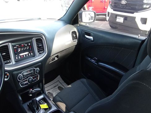 Used 2021 Dodge Charger SXT w/ Blacktop Package RWD image 12