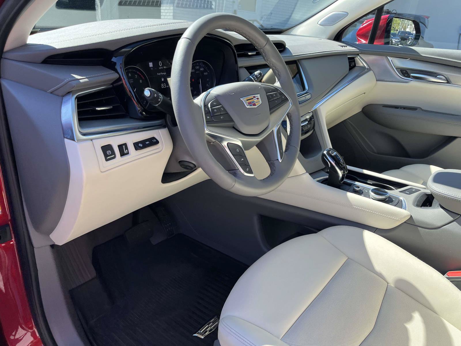 Used 2024 Cadillac XT5 Premium Luxury w/ Technology Package FWD image 15