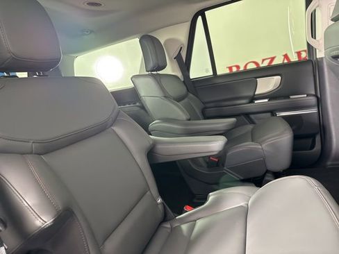 New 2025 Ford Expedition Active image 23