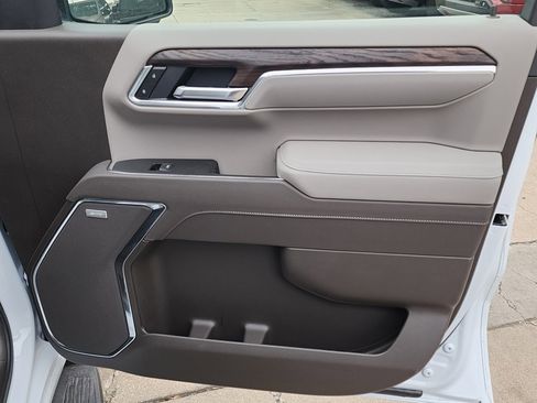 New 2026 GMC Sierra 1500 SLT image 37