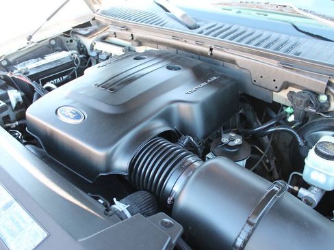 Used 2003 Ford Expedition XLT RWD image 18
