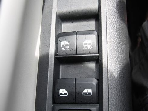Used 2025 Jeep Compass Limited AWD/4WD image 23