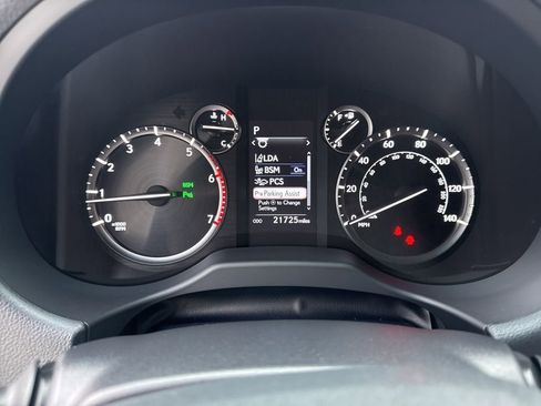 Used 2022 Lexus GX 460 Premium image 31