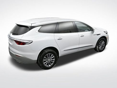 Certified 2022 Buick Enclave Essence image 16