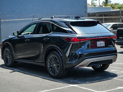 Used 2025 Lexus RX 350h w/ Convenience Package AWD/4WD image 4