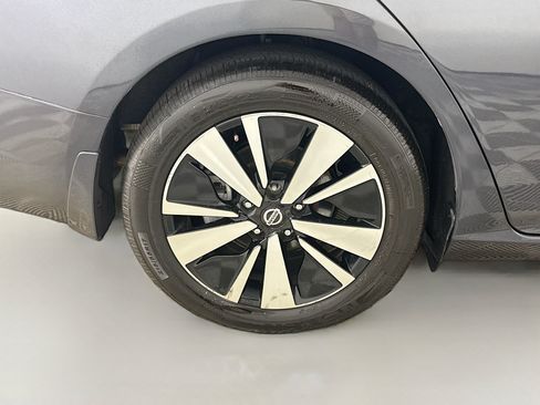 Used 2020 Nissan Altima 2.5 SV FWD image 33