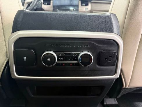 Used 2024 Ford Expedition Max Limited image 34