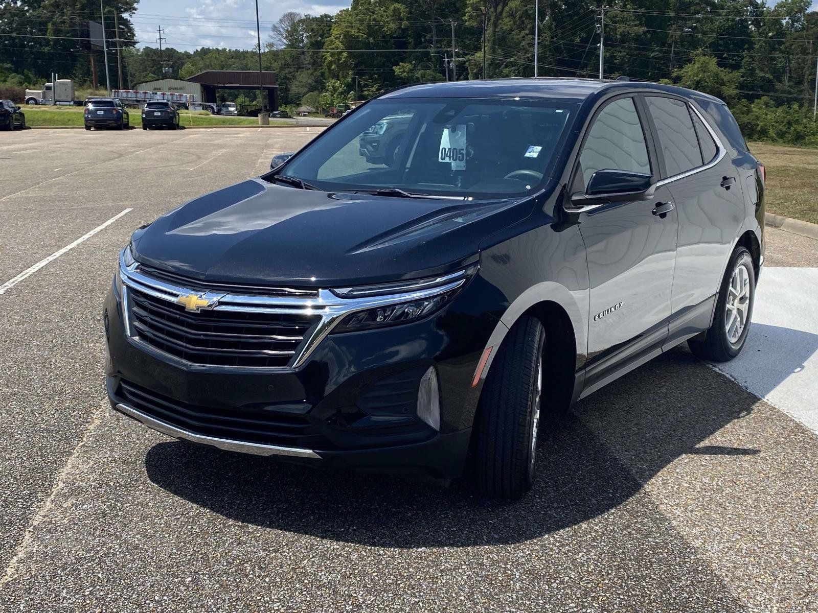 Used 2024 Chevrolet Equinox LT FWD image 3