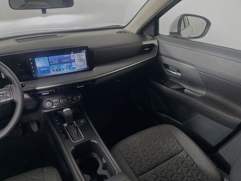Used 2025 Nissan Kicks SV FWD image 22